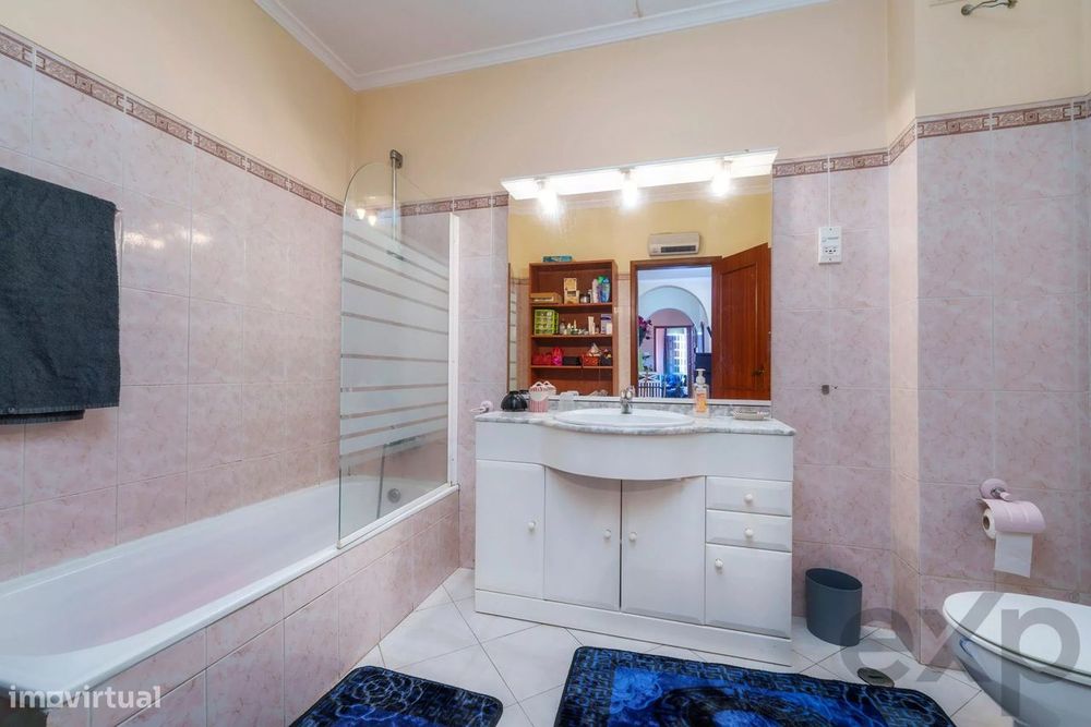Apartamento T3 no centro de Olhão.