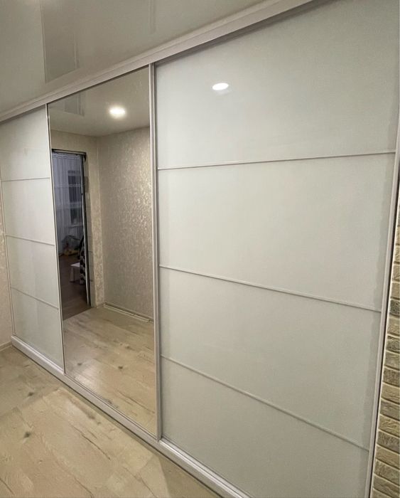 Меблі на замовлення у Запоріжжі: кухні, шафи, гардеробні