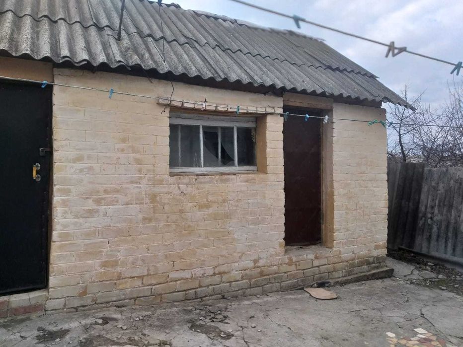 Продам добротний господарський  будинку в Чугуєві !