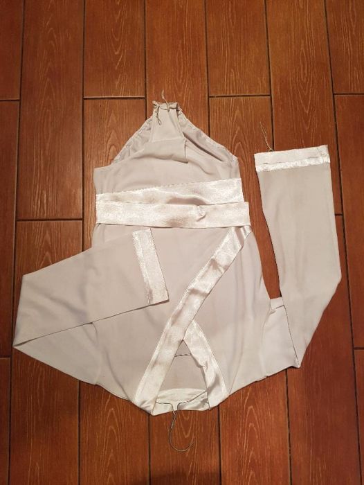 Stroje do tańca towarzyskiego