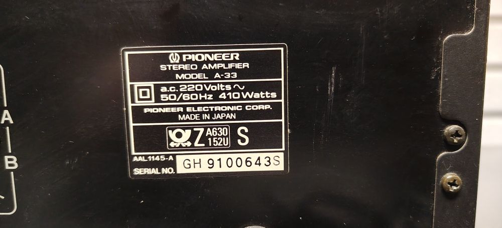 Super wzmacniacz PIONEER A-33. Japan