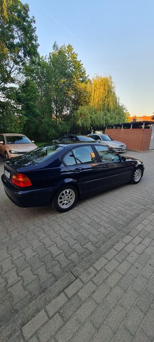 BMW E46 318i 143 KM LPG  8 lat w jednych rękach