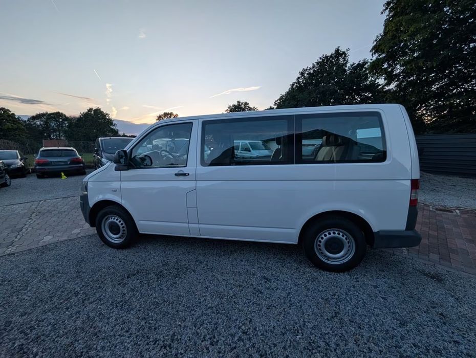 Volkswagen T5...