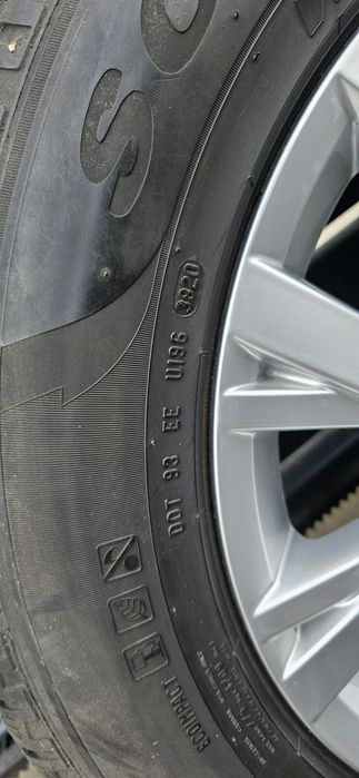 Opony zimowe Pirelli  215/65r17 2szt para