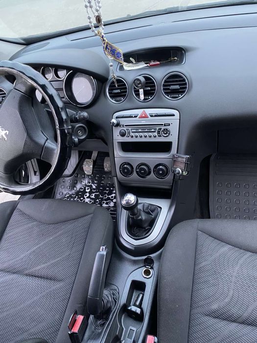 Peugeot 308 в хорошому стані