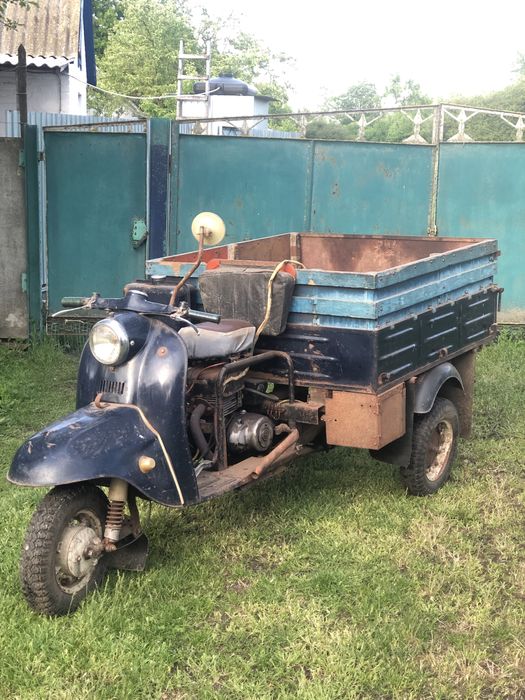 Продається муравей