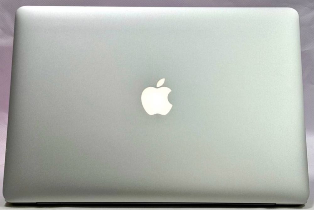 Macbook Pro  mac os 2022 макбук ноутбук і5/8/256