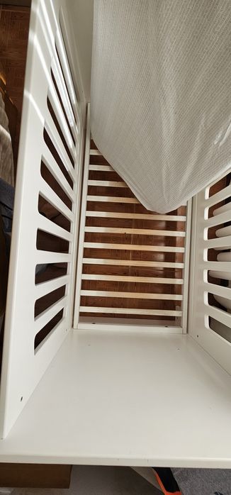 Berço para bebé.