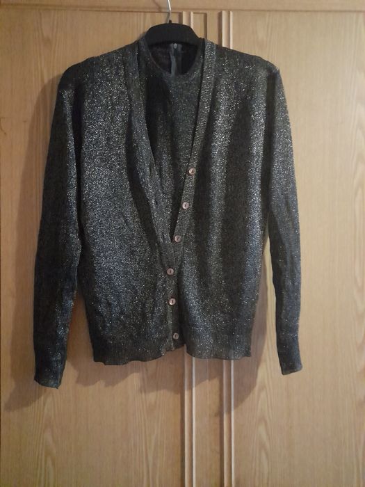 "Двійка" чорна з люрексом. Розмір L. Кофта без рукавів на блискавці