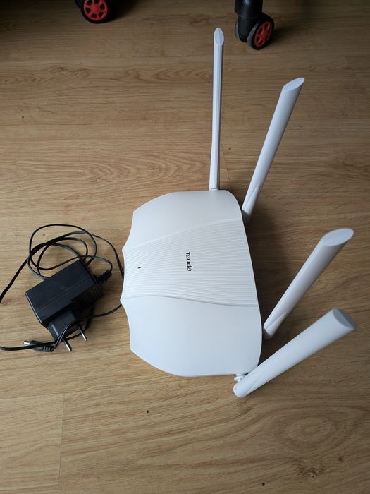 Router Tenda AX3000 Wi-Fi 6 – Stan idealny / 100% sprawny