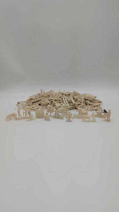 Mix figurek Fir Home Eigelb z 1922r- 250 sztuk