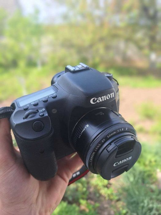 Фотоапарат Canon EOS 7D