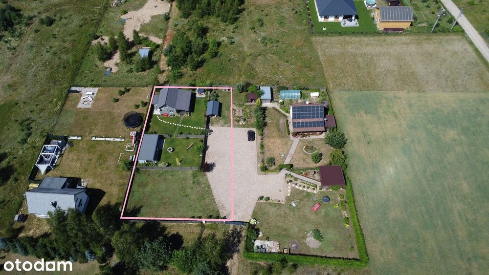 Urokliwy domek nad jeziorem Gwiazda