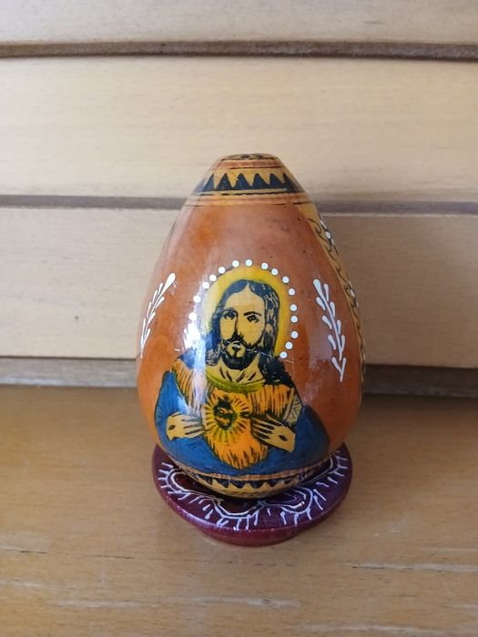 Шкатулка  винтажная,деревянная с рисунком,б/у