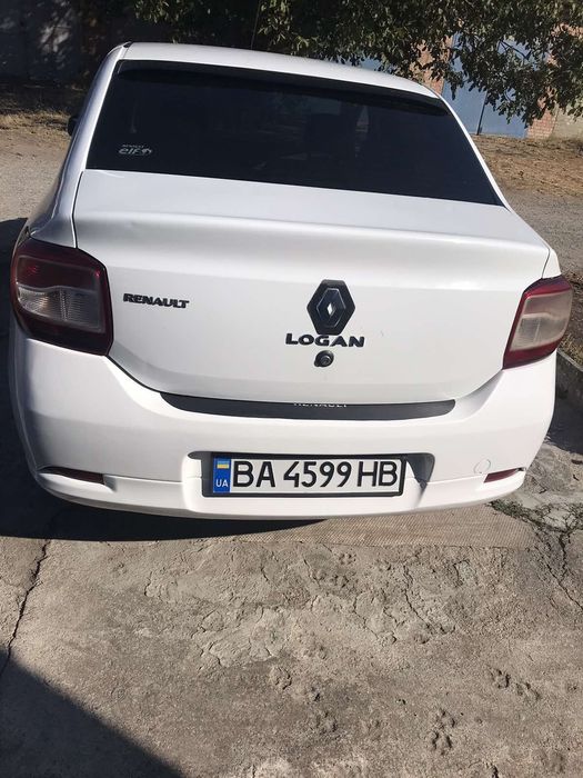 Рено логан 2015 газ