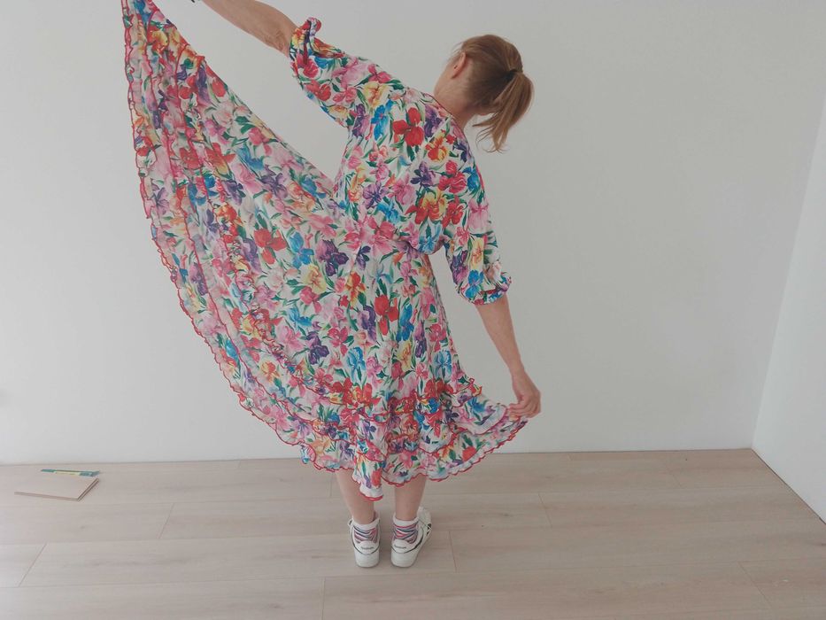 Kwiecista sukienka Creation Mademoiselle r.38