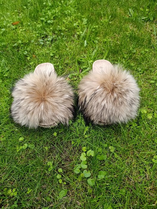 klapki z futerkiem naturalnym