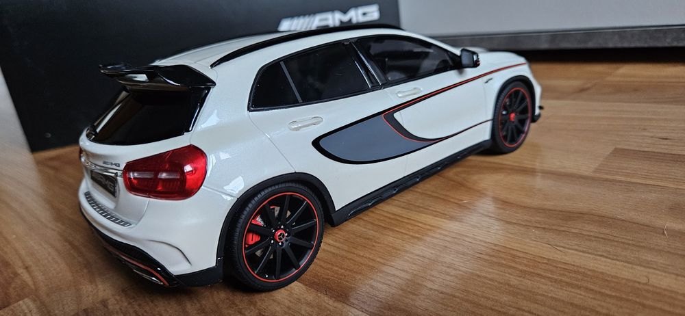 1:18 GT Spirit Mercedes GLA 45 AMG