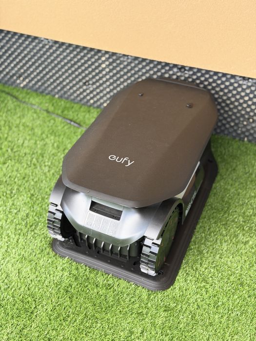 Robot koszący Eufy C15