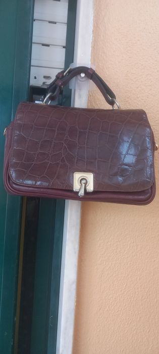 Mala de mão de senhora