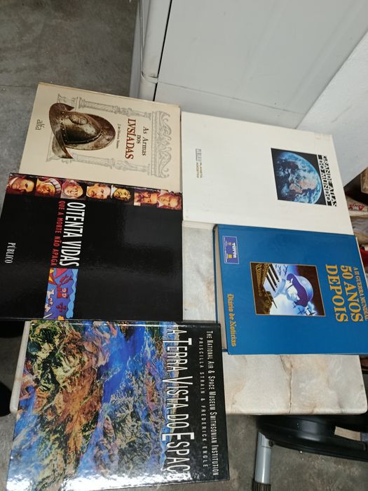 Livros antigos - enciclopédias e outros