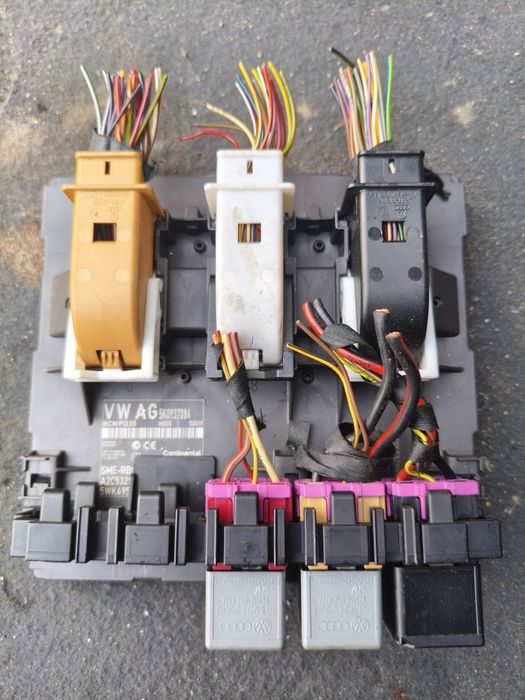 Moduł sterownik komfortu BCM 5K0.937.084 VW Golf 6 Touran Scirocco