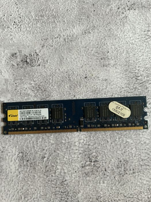 Памʼять ELIXIR DDR2-800