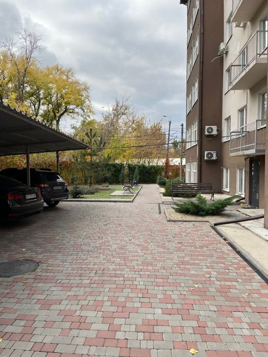 Продам 1 к. квартиру 38 кв .м. в ЖК Дружній / Мазепи