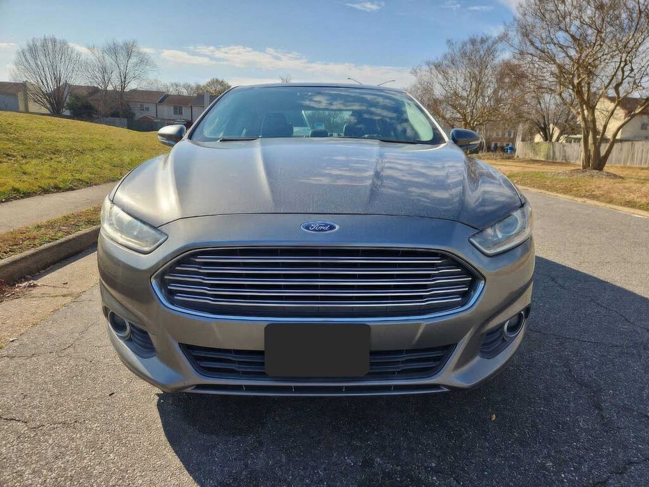 Ford Fusion      2013