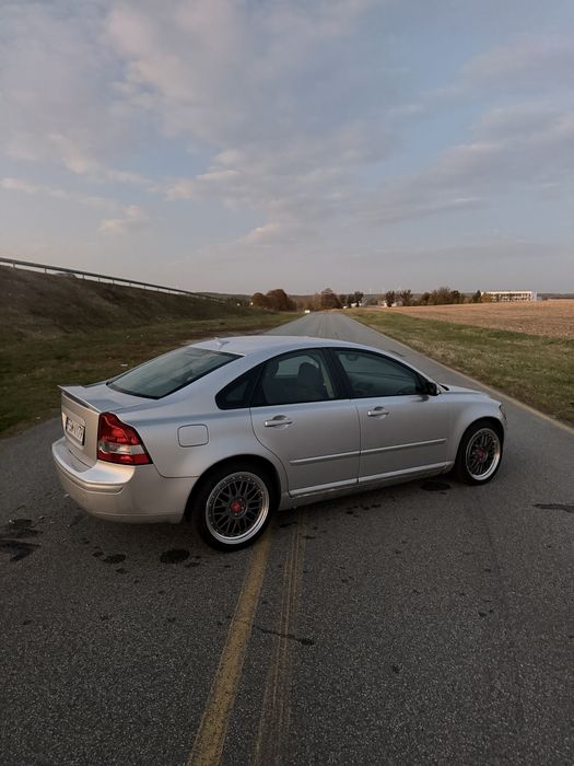 Volvo S40