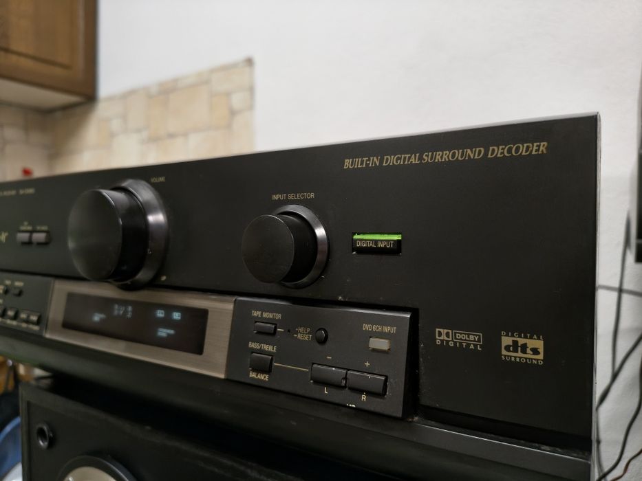 Technics SA-DX850 amplituner- plus pilot