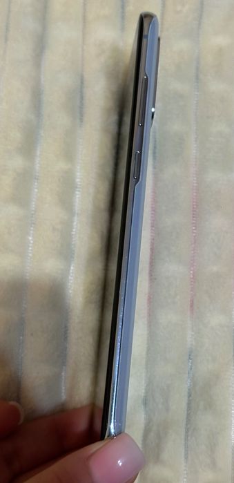 Samsung S20+ 8/128gb