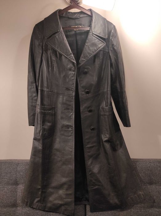 Oryginalny skórzany czarny płaszcz damski rozmiar S-M