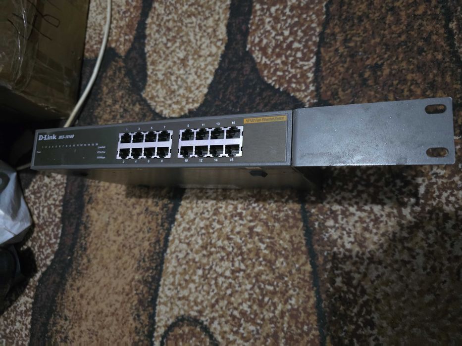 Продам коммутатор dlink des 1016d Б/у
