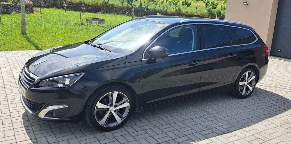 Peugeot 308 SW 1.6 HDi Allure 120cv foto 2