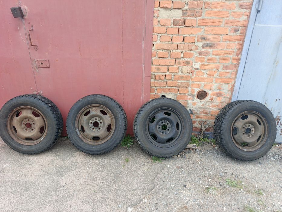 Шини диски 215х65х16.