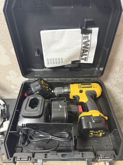Dewalt DC727 шуроповерт