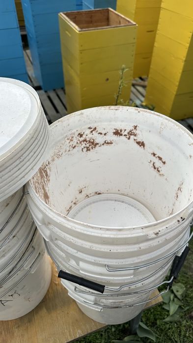 Відра 20л. Використані.