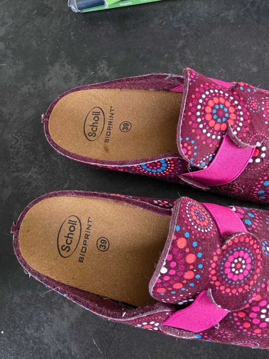 Sprzedam klapki Scholl rozm.39