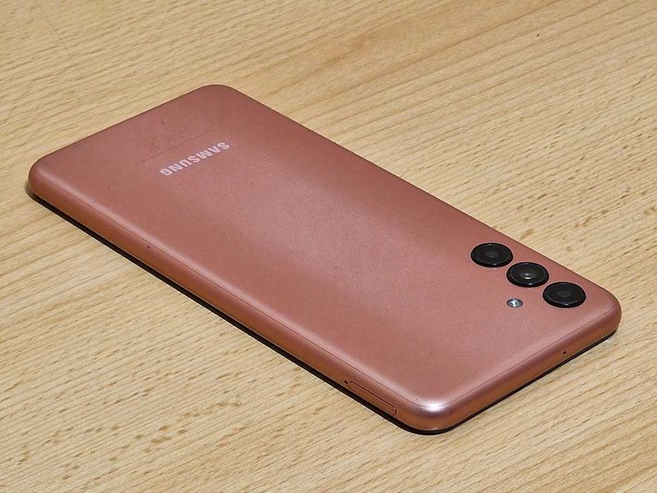 Смартфон Samsung Galaxy A04s 3/32GB Copper (SM-A047FZCUSEK) Оригінал