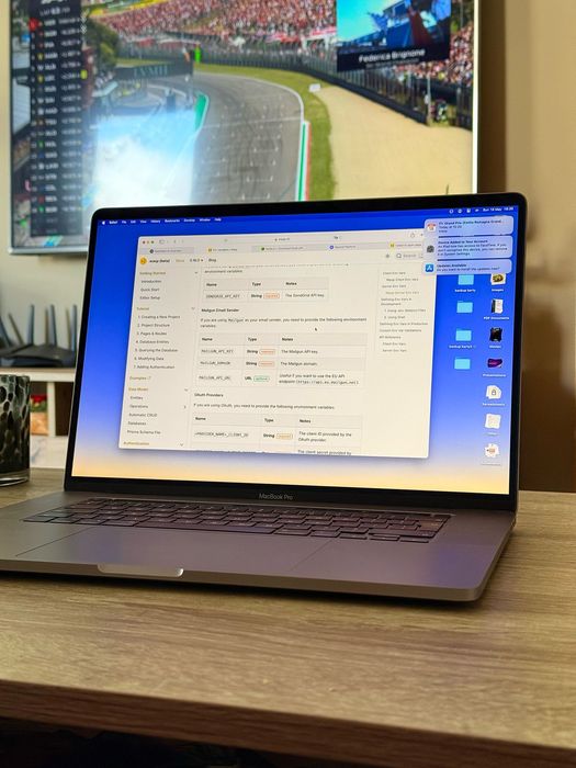 Używany Apple MacBook Pro 16 2.4GHz (i9)/32GB/1TB/Radeon Pro 5500M 8GB