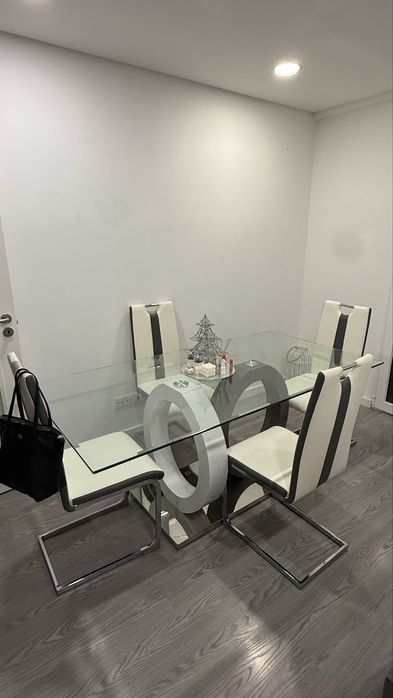 Mesa de Sala Formato Anéis