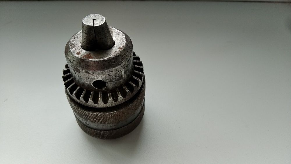 Патрон сверлильный до 10 мм.