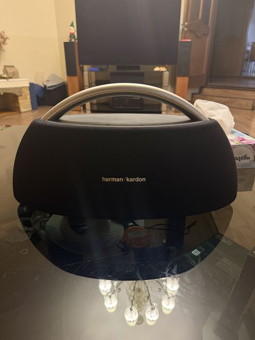 Продам колонку Harmon Kardon Go+play 2