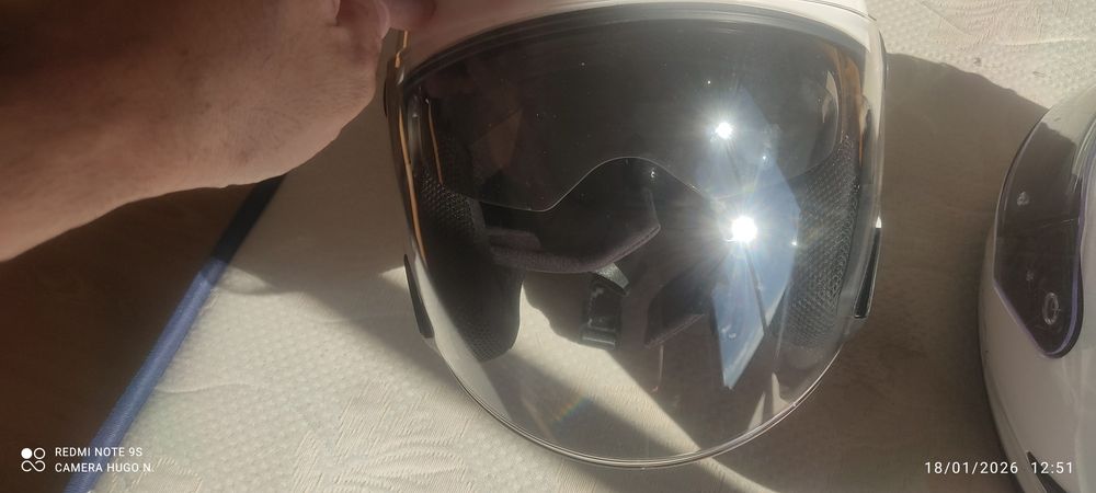 Vendo dois capacetes