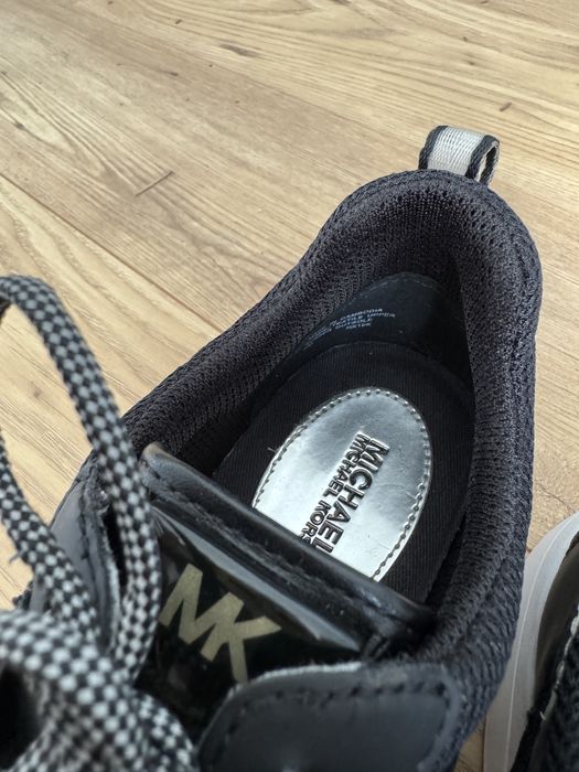 Оригінальні жіночі  кросівки  Michael Kors Octavia Trainer Tech Canvas Black