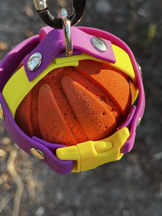 Тримач для мʼячика водонепроникний