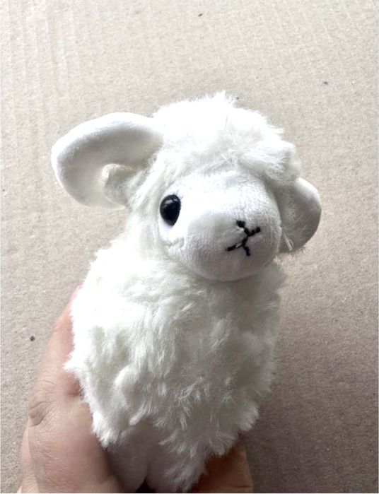 Брелок-овечка баранчик біла м'яка іграшка на сумку рюкзак ключі підвіс