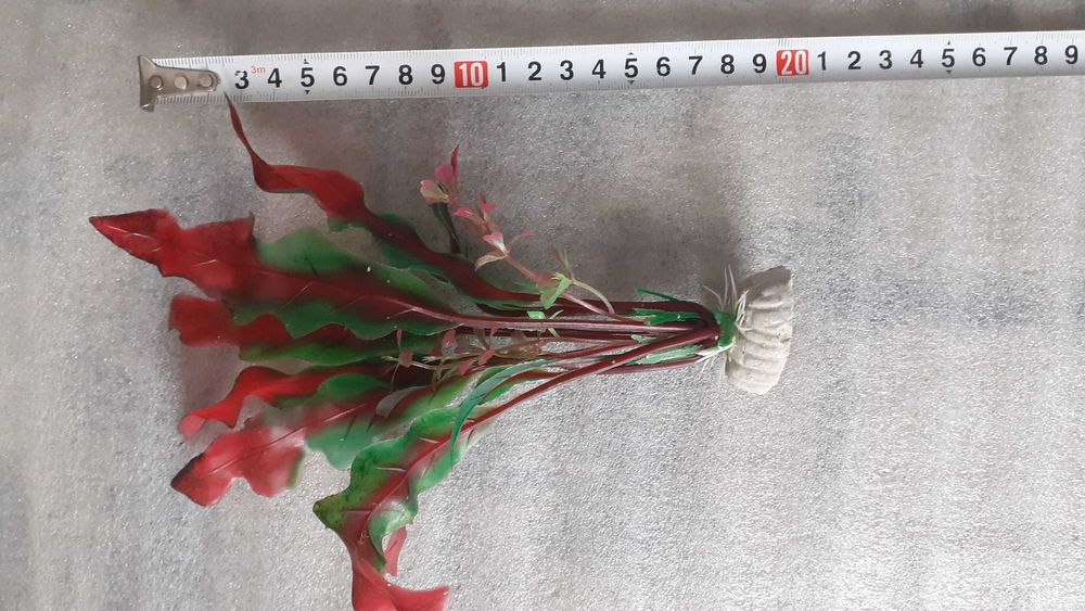 Коряга, Штучні рослини для акваріуму, грунт