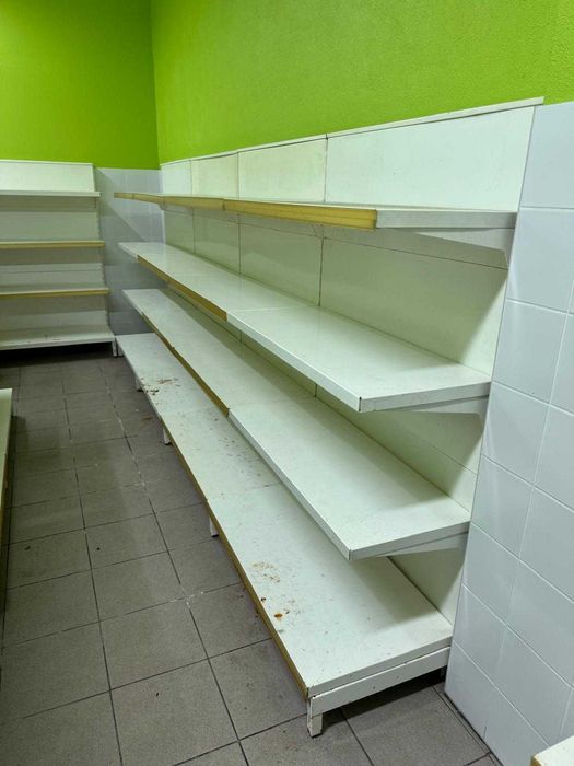 Prateleiras usadas mini mercado